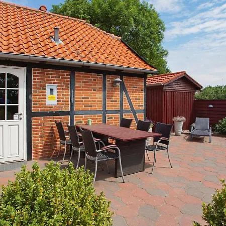 Four-bedroom Holiday In 15 * Hemmet