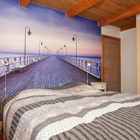Feriehus Four-bedroom Holiday In 15 *